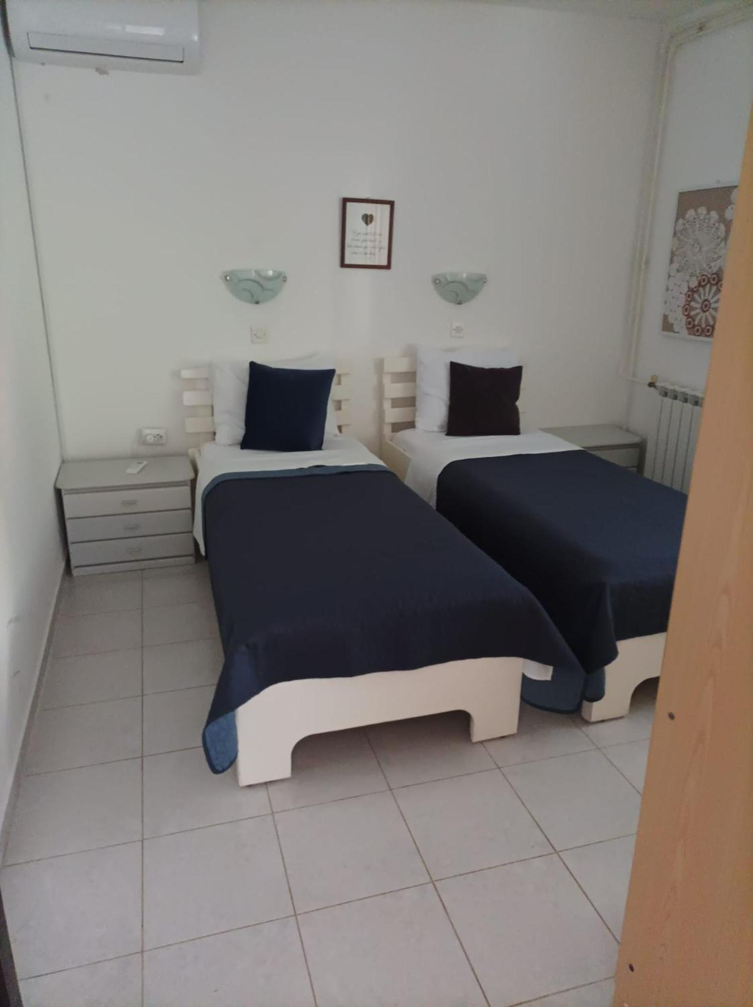 Villa Kadinela, 200M From Kamenjak, Huge Quiet Garden With Barbecue, 2 New Kitchens Premantura Ngoại thất bức ảnh